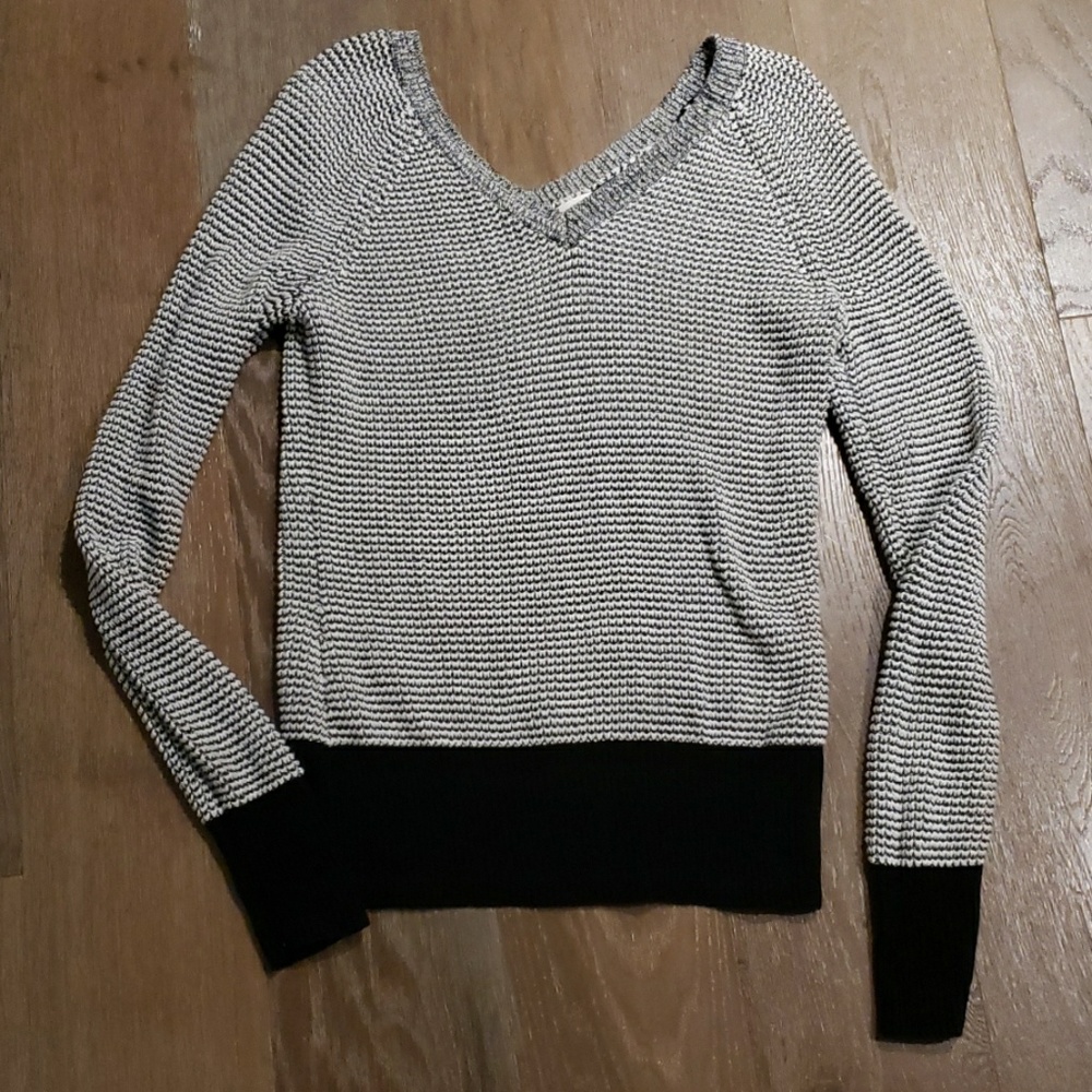 Calvin Klein Sweater